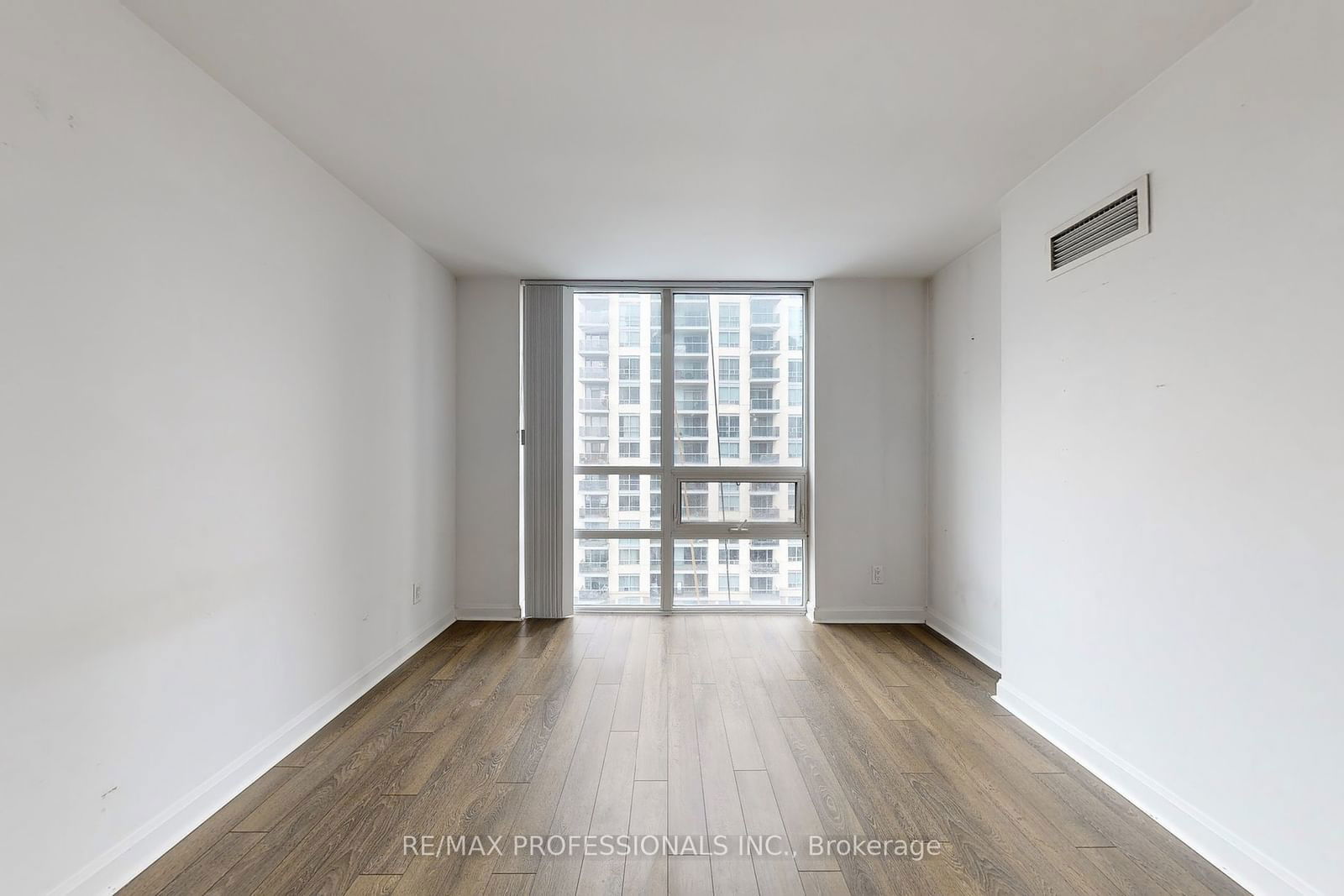 1 Michael Power Pl, unit 1012 for rent