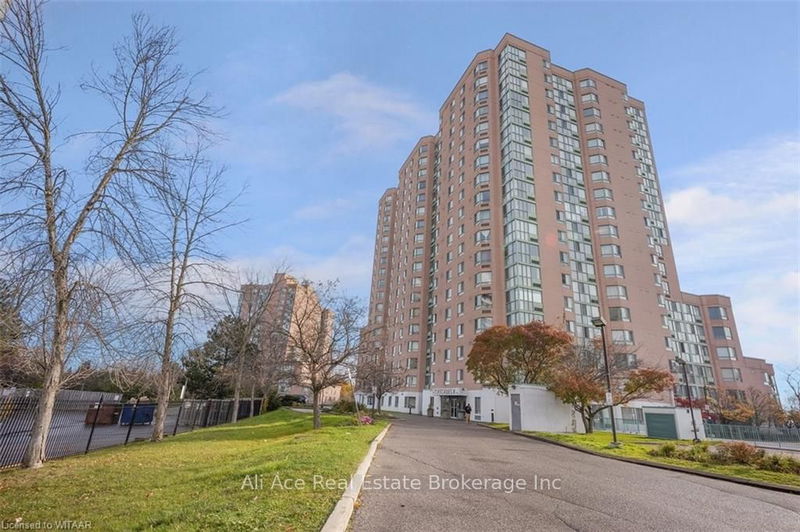 41 MARKBROOK Lane, unit 510 for sale