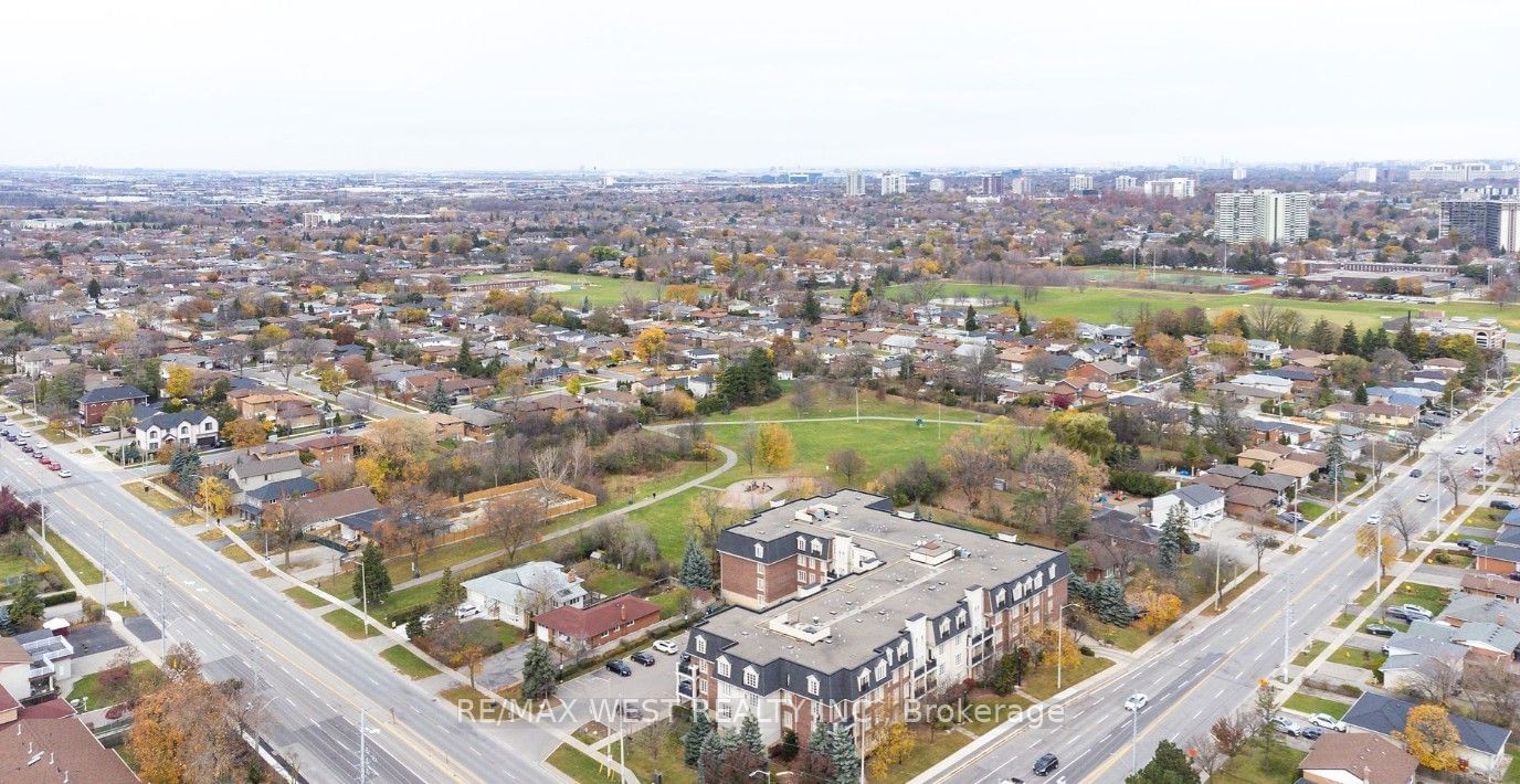 Applewood Terrace Townhomes, Mississauga, Toronto