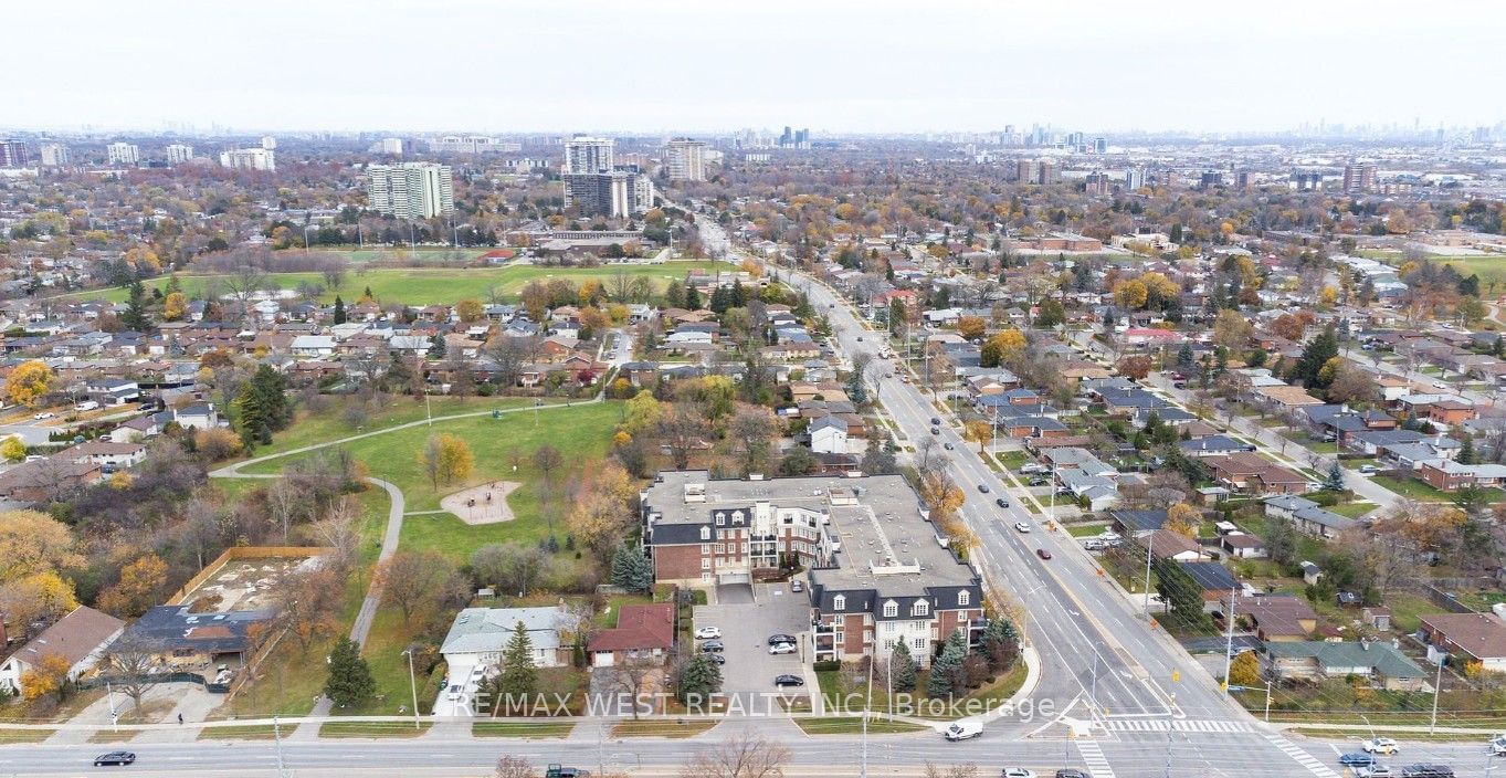 Applewood Terrace Townhomes, Mississauga, Toronto