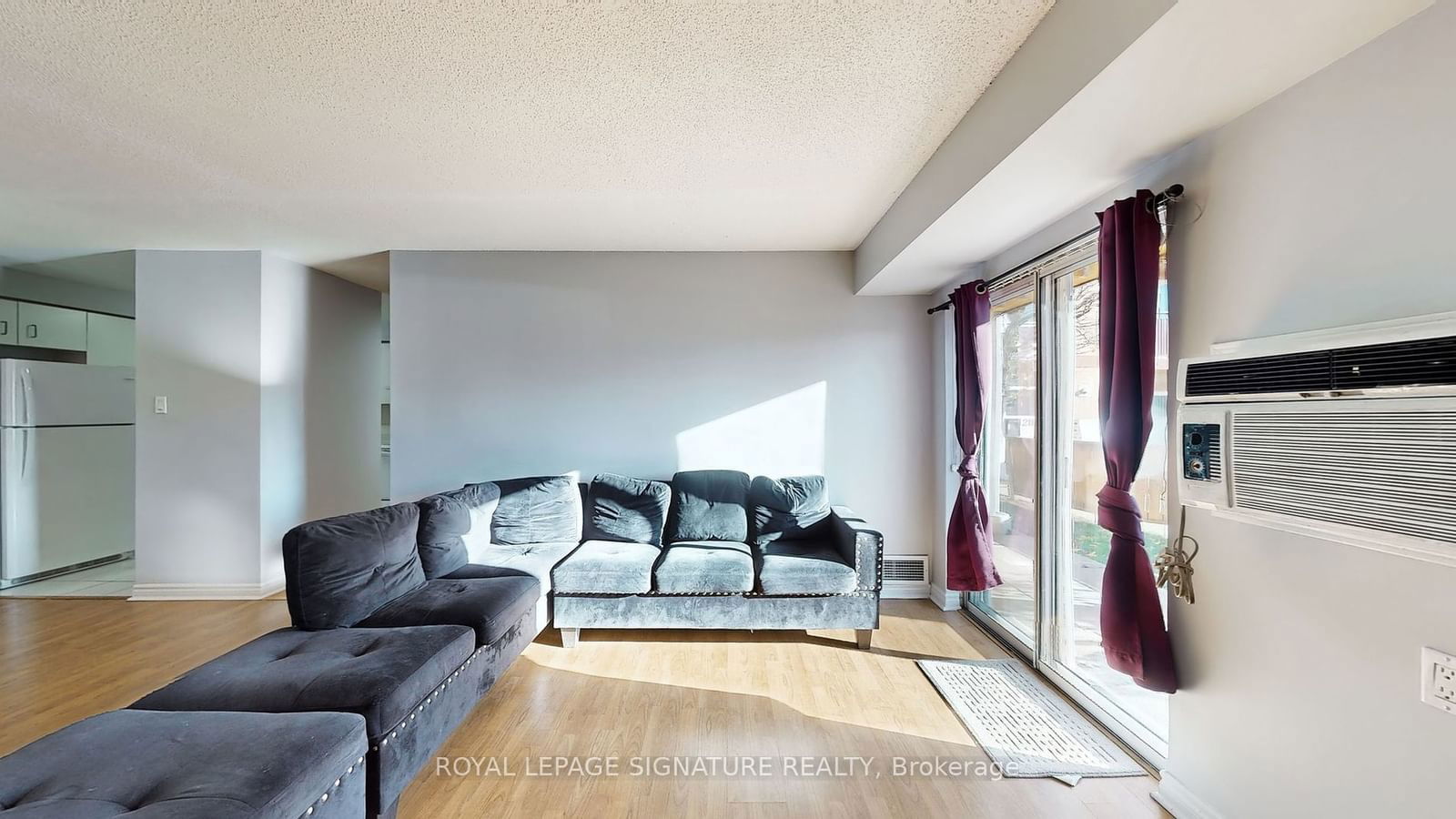 211 Forum Dr, unit 103B for sale