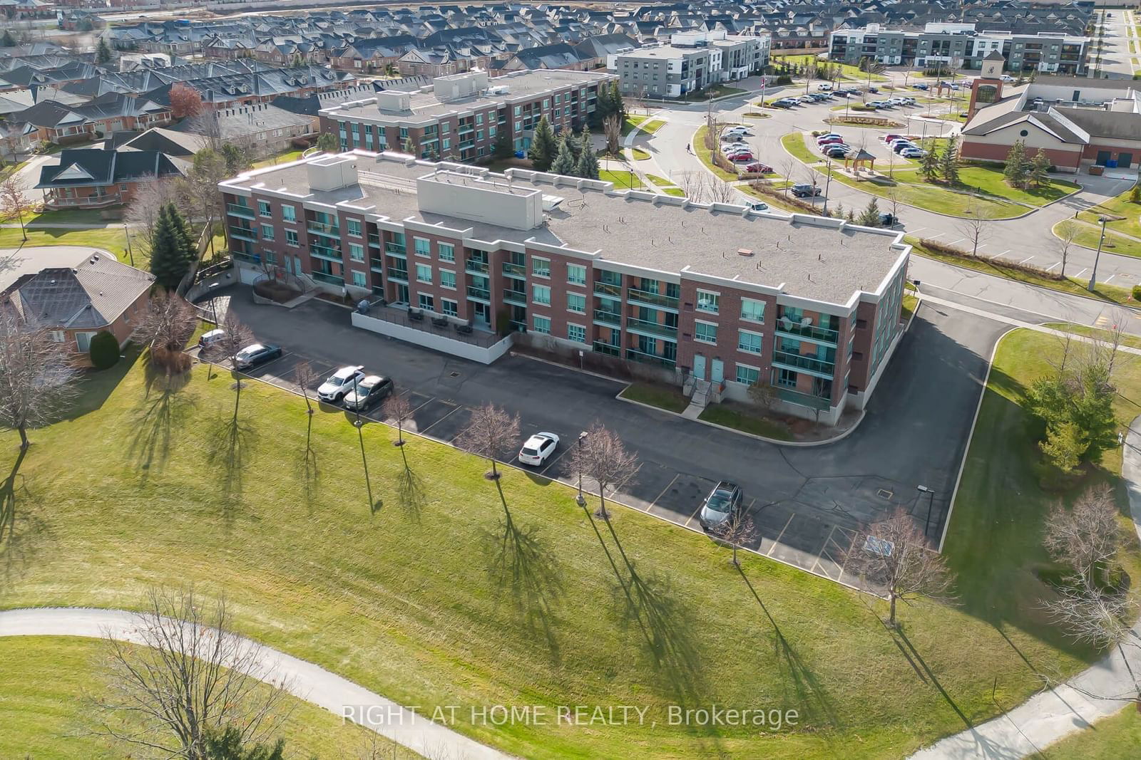 35 Via Rosedale, unit 312 for sale