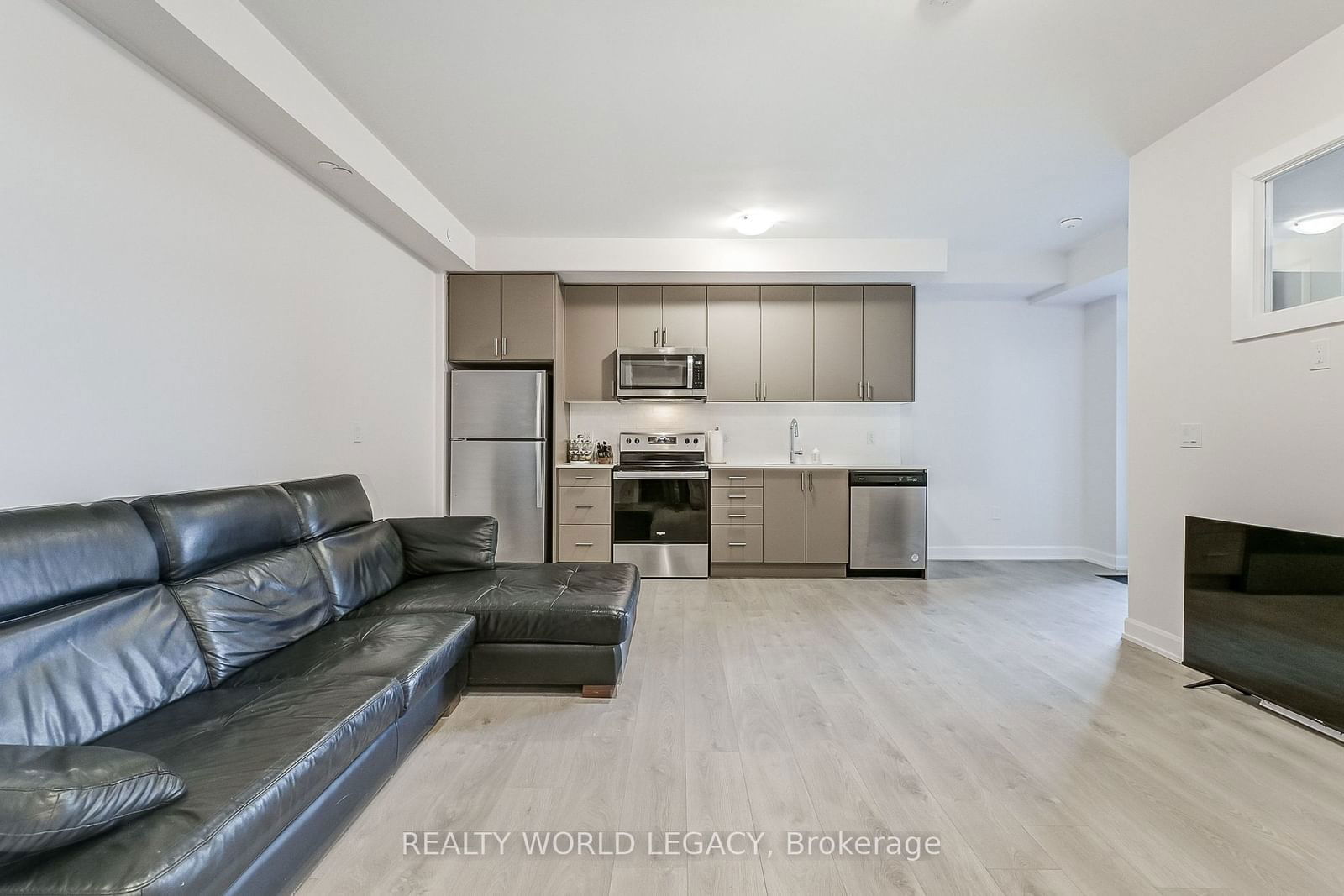 3200 William Coltson Ave, unit 401 for sale