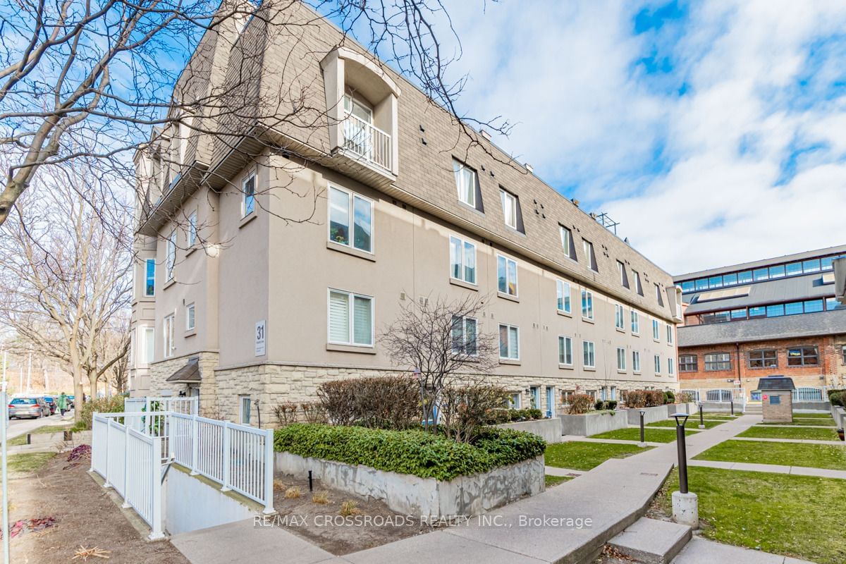 Davenport Village II Condos, West End, Toronto