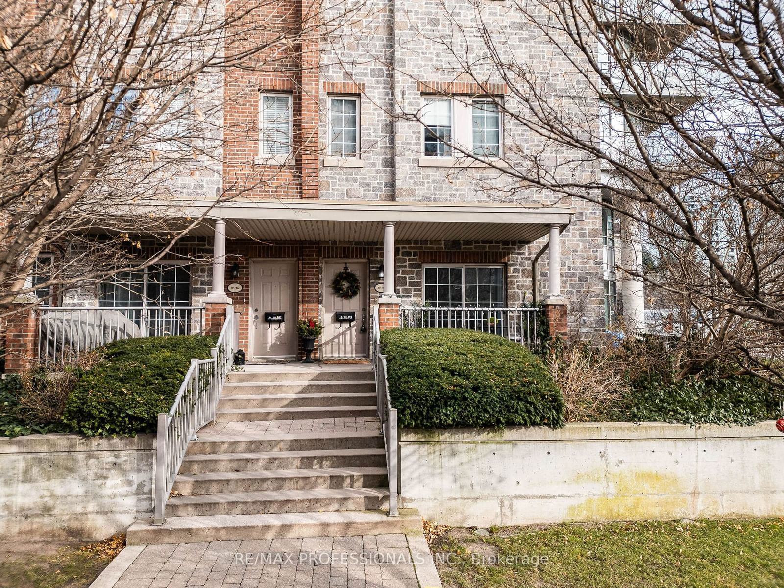 Windermere By The Lake, West End, Toronto