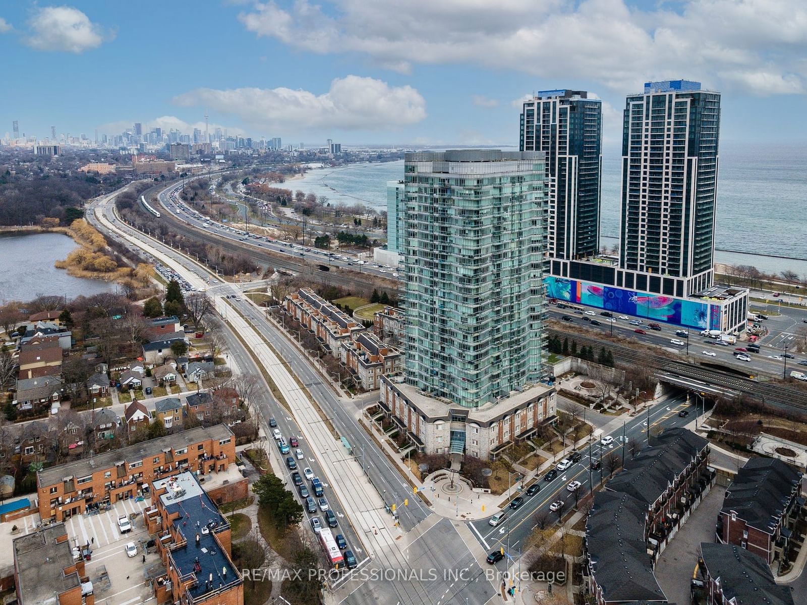 Windermere By The Lake, West End, Toronto