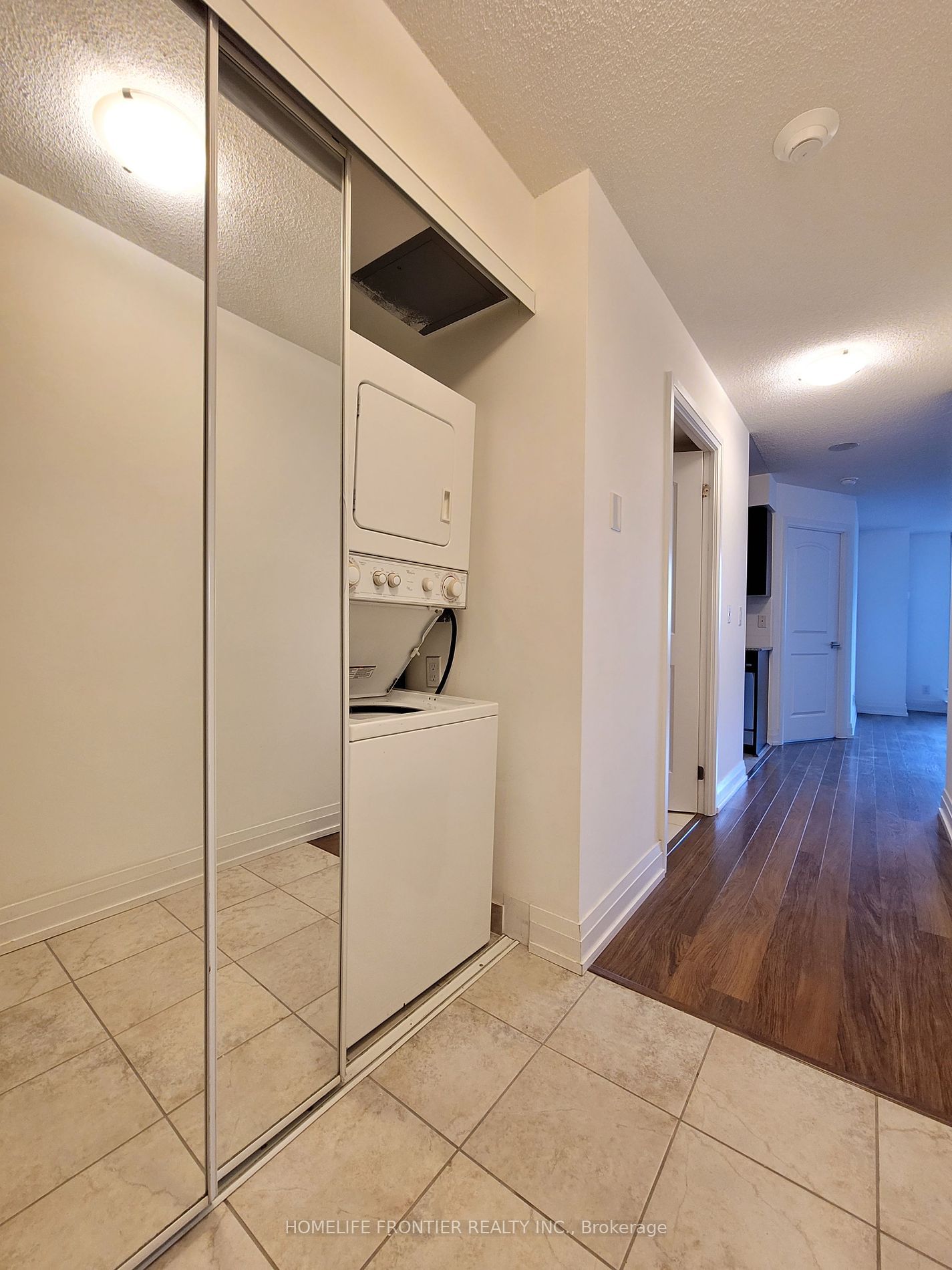 1060 Sheppard Ave W, unit 403 for rent