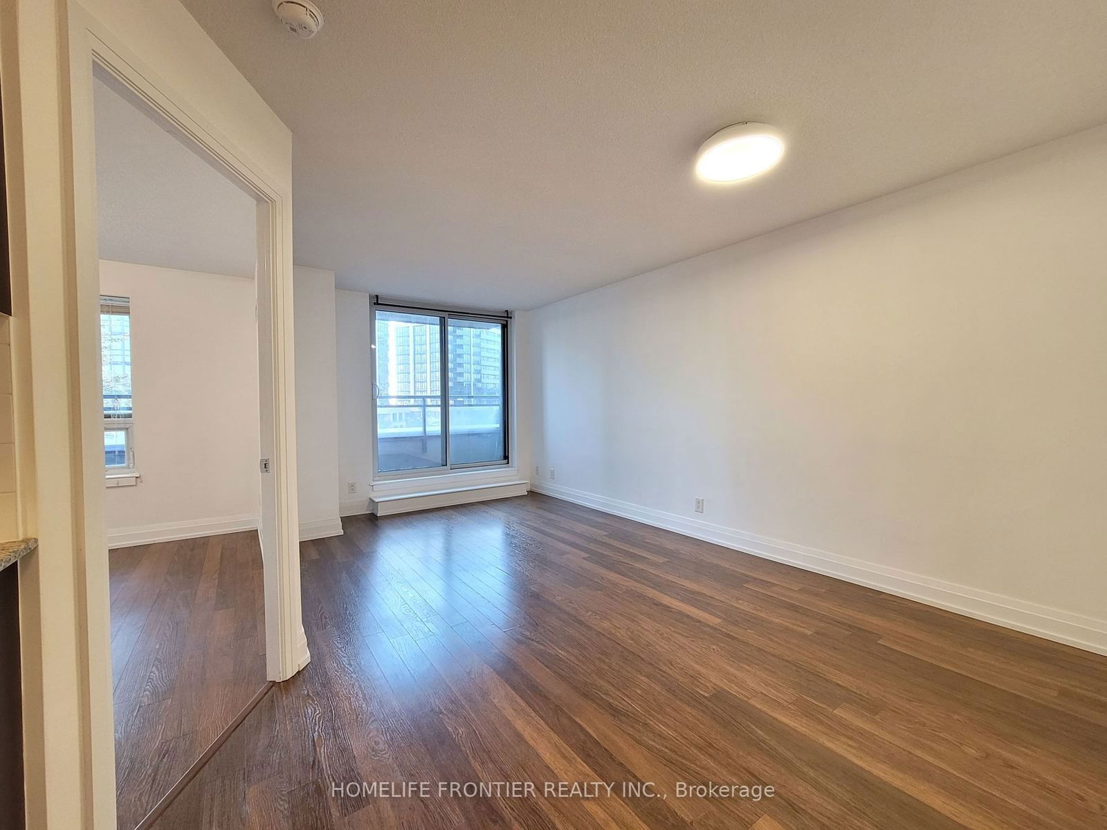 1060 Sheppard Ave W, unit 403 for rent