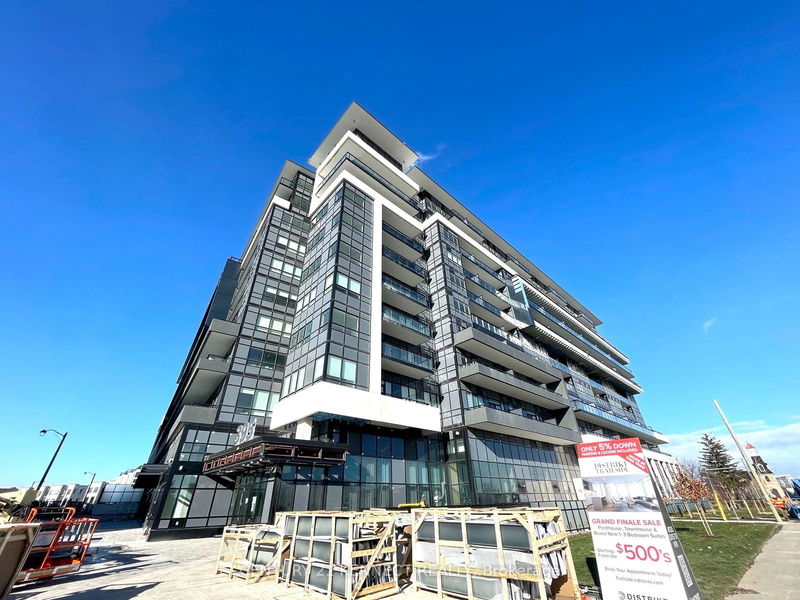 395 Dundas St W, unit 806 for rent