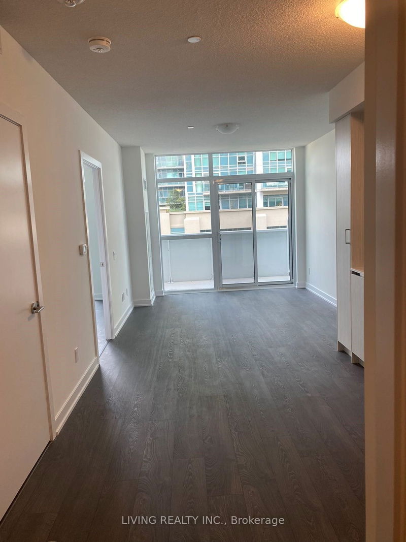 251 Manitoba St, unit 408 for rent