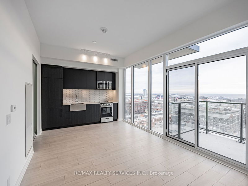 270 Dufferin St, unit LP5 for rent