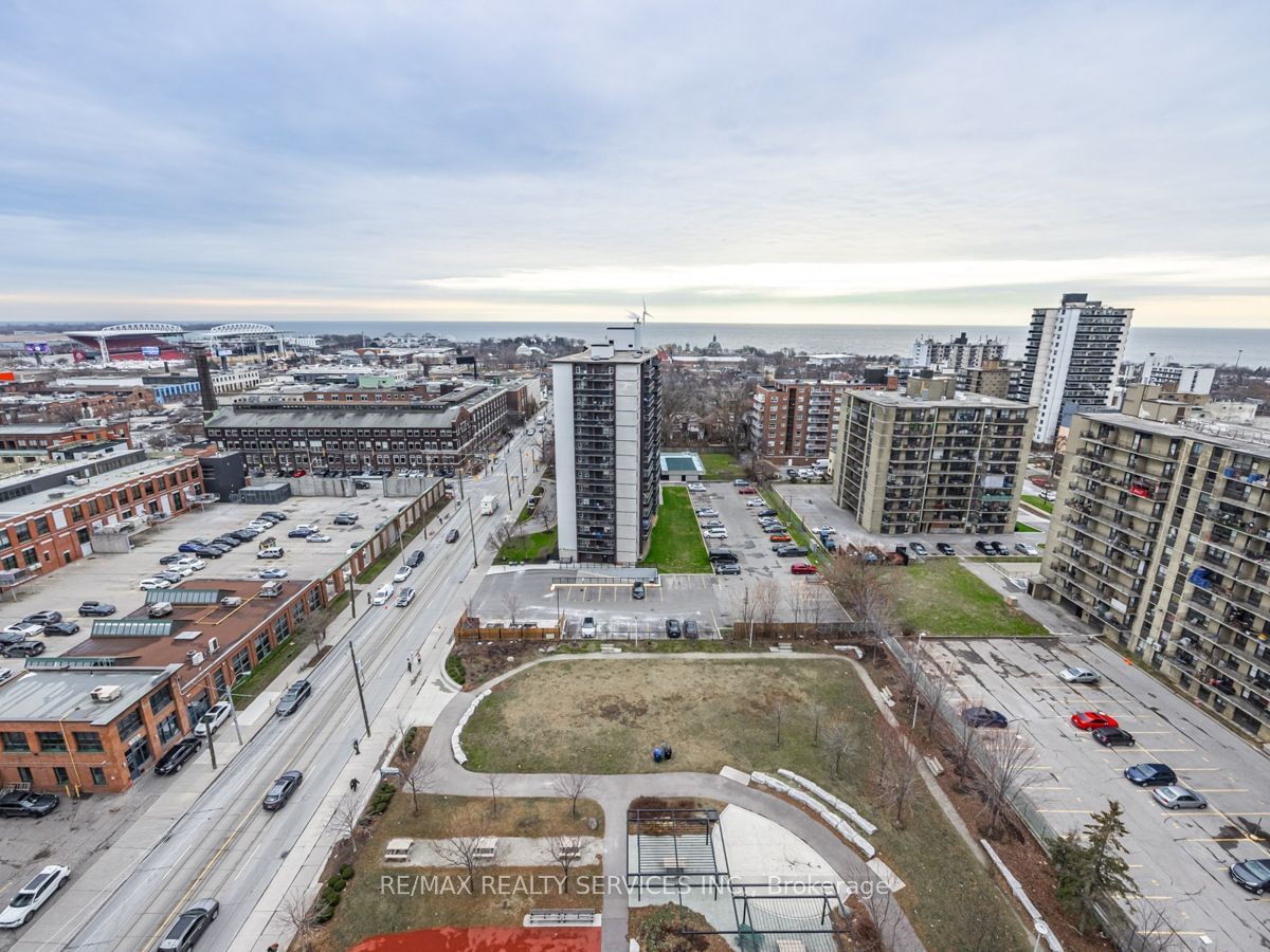 270 Dufferin St, unit LP5 for rent