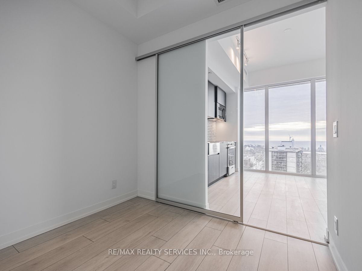 270 Dufferin St, unit LP5 for rent