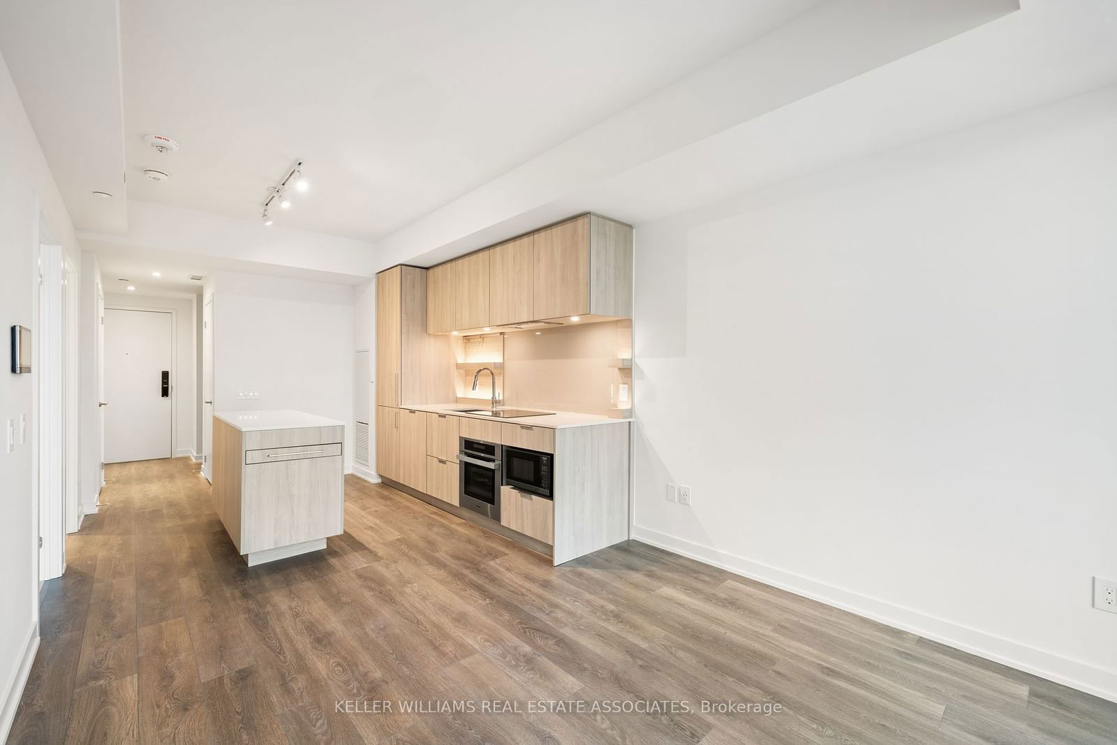 28 Ann St, unit 307 for sale