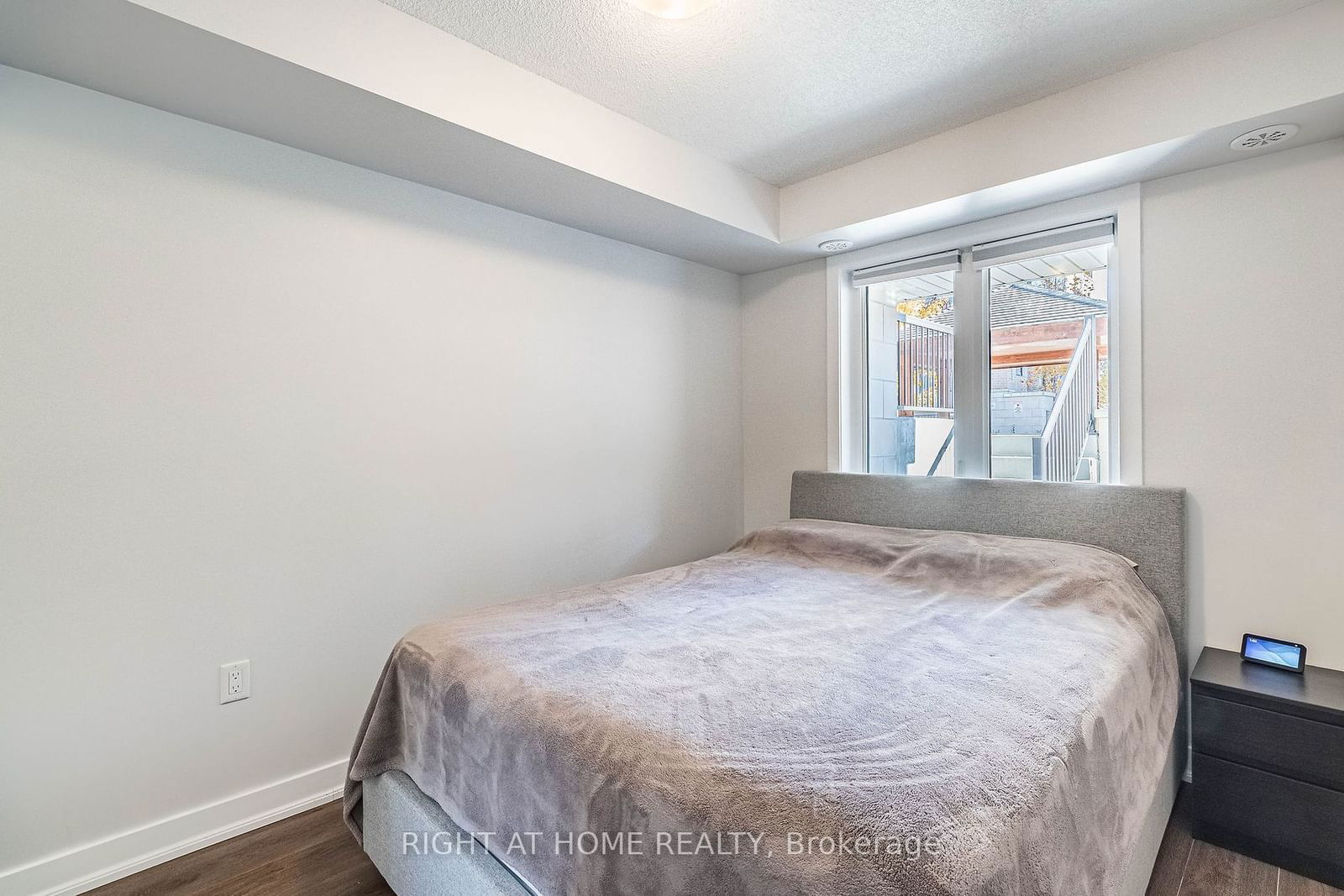 6 Drummond St, unit 306 for rent