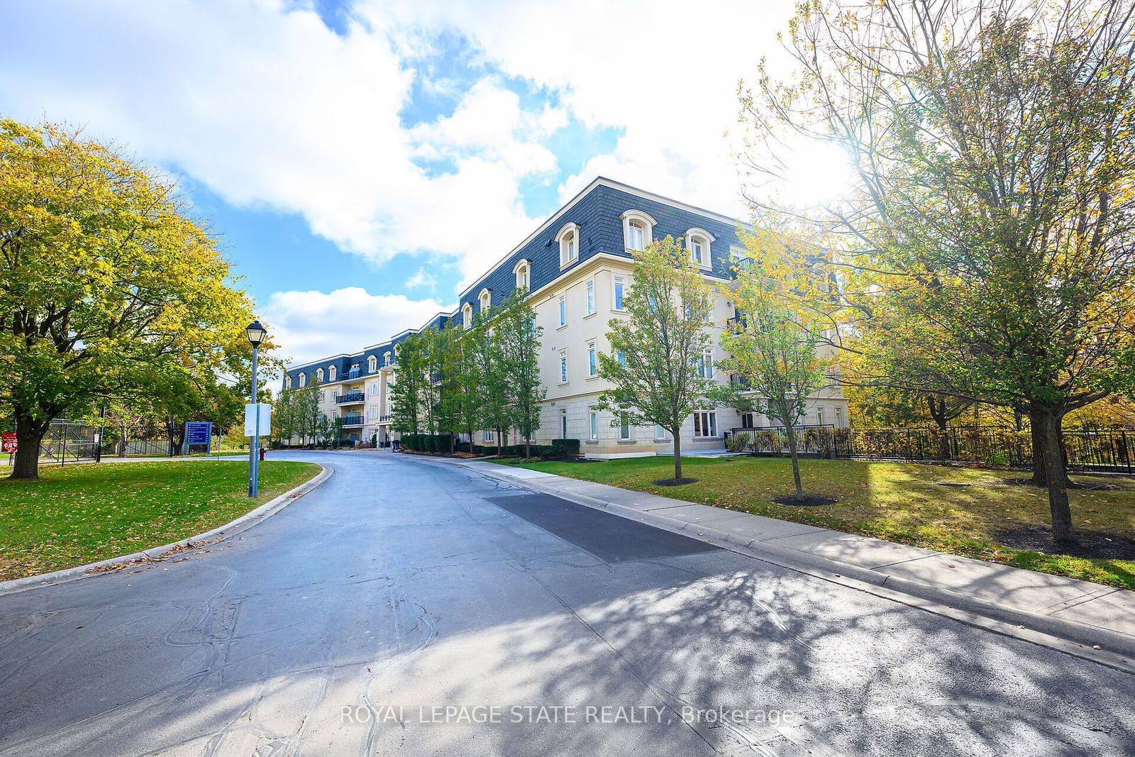 Centennial Forest Heights Condos, Milton, Toronto