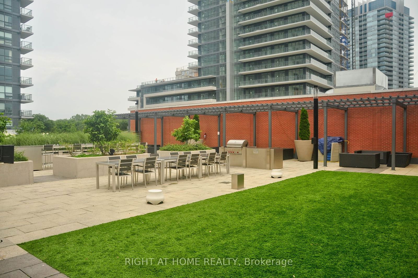 2220 Lake shore Blvd W, unit 4105 for rent