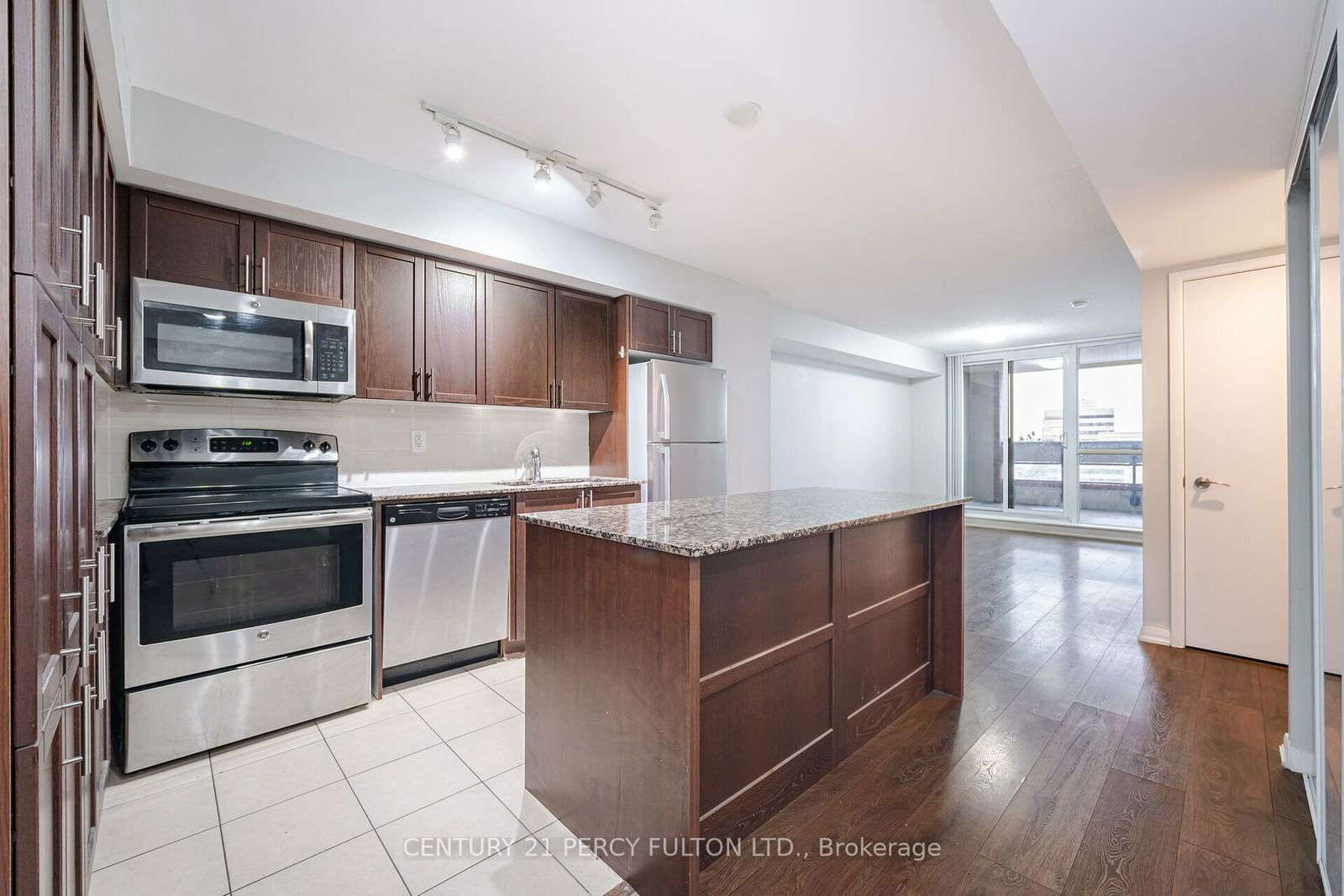 830 Lawrence Ave W, unit 501 for sale