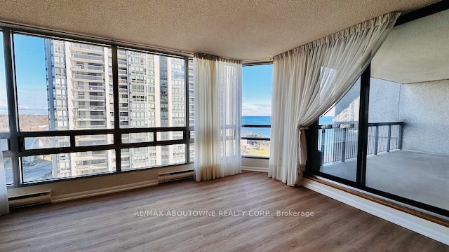 2180 Marine Dr, unit 1006 for rent