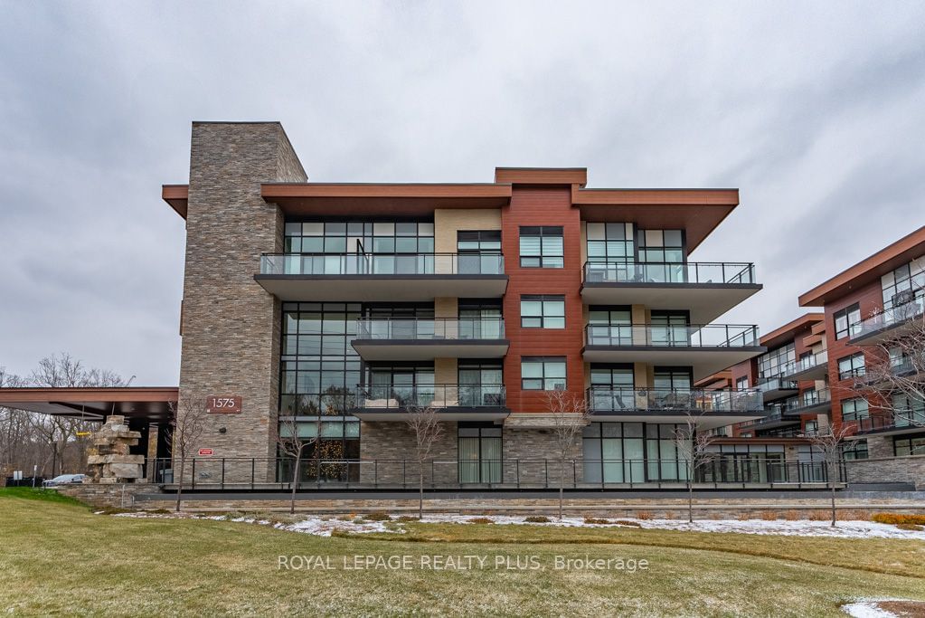 1575 Lakeshore Rd W, unit 465 for sale