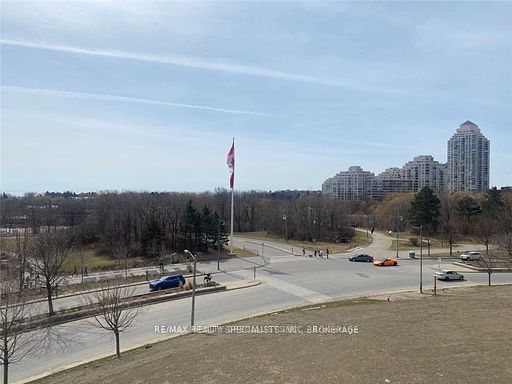 20 SHORE BREEZE Dr, unit 320 for sale