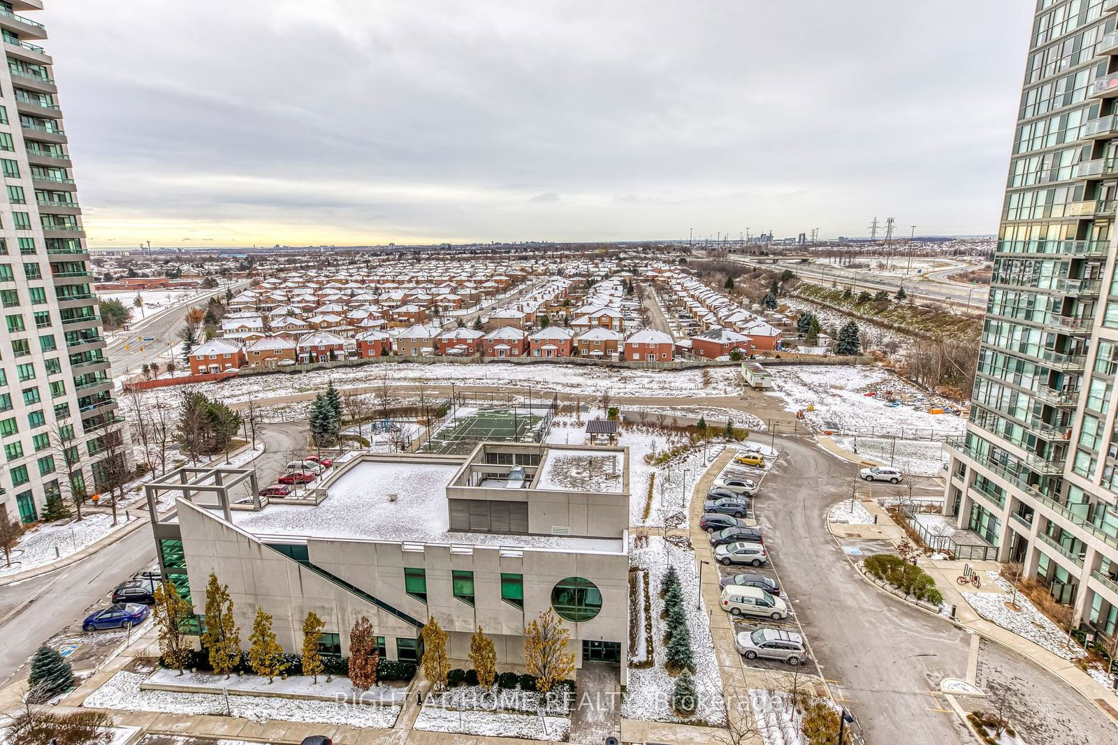 Mirage Condos, Mississauga, Toronto