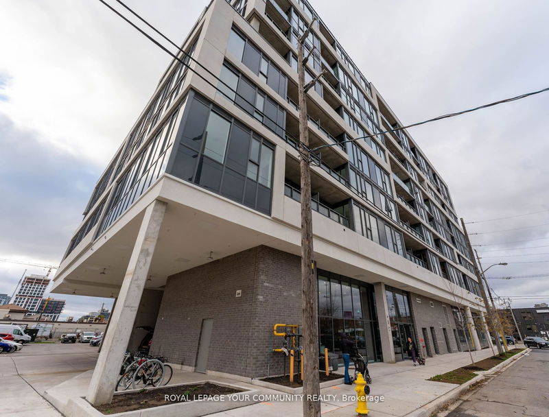 859 The Queensway, unit 707 for rent