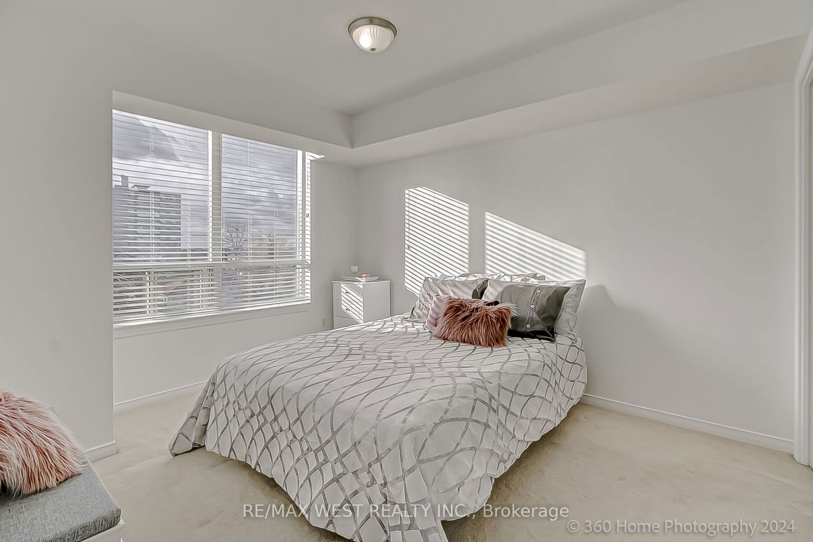 2772 Keele St, unit 312 for sale