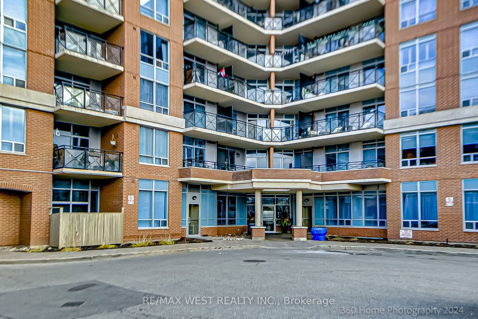 2772 Keele St, unit 312 for sale