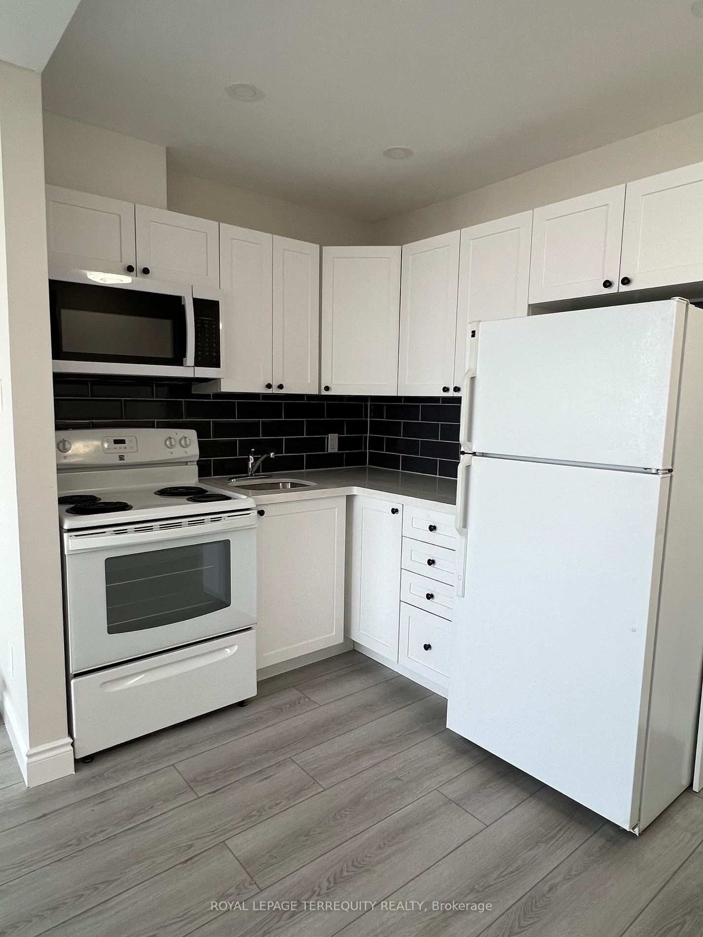 940 Caledonia Rd, unit 1212 for rent