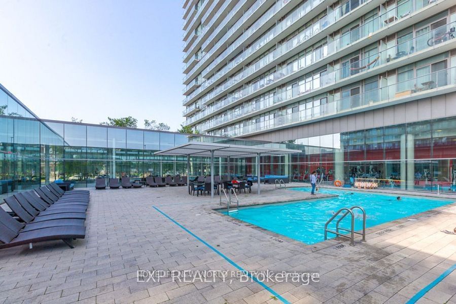 105 The Queensway Ave S, unit 2316 for rent