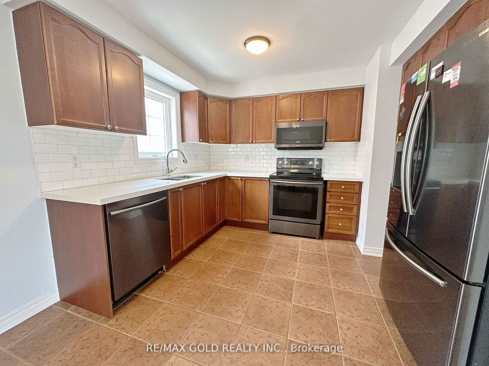 2361 Parkhaven Blvd, unit 15 for rent