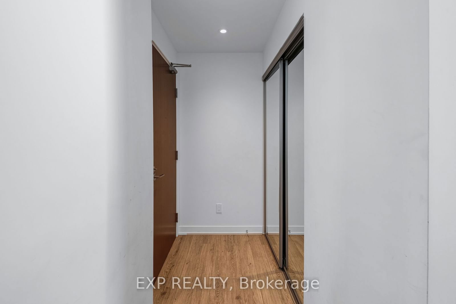 1926 Lake Shore Blvd W, unit 2510 for rent