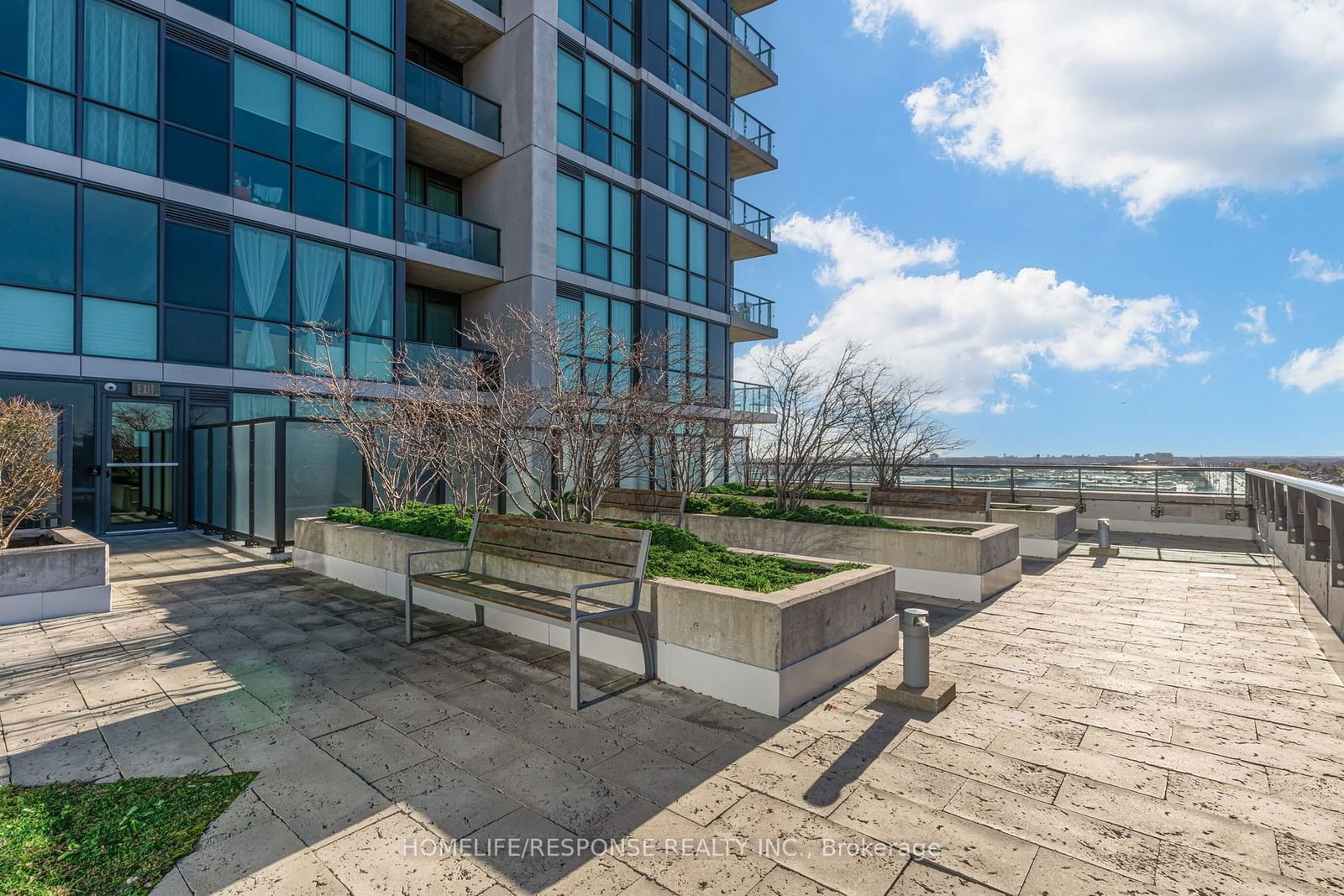 3985 GRAND PARK Dr, unit 305 for sale