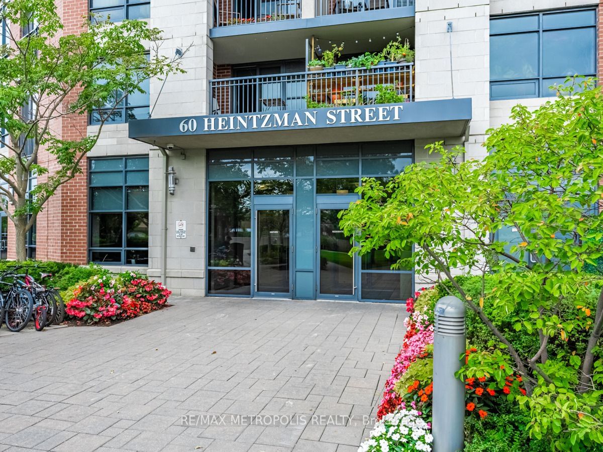 60 Heintzman St, unit 1812 for sale