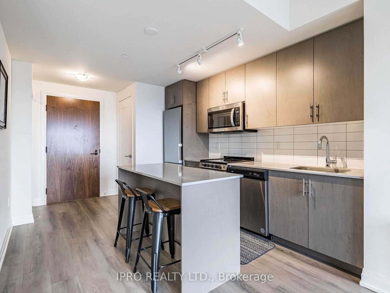 509 Dundas St W, unit 721 for sale