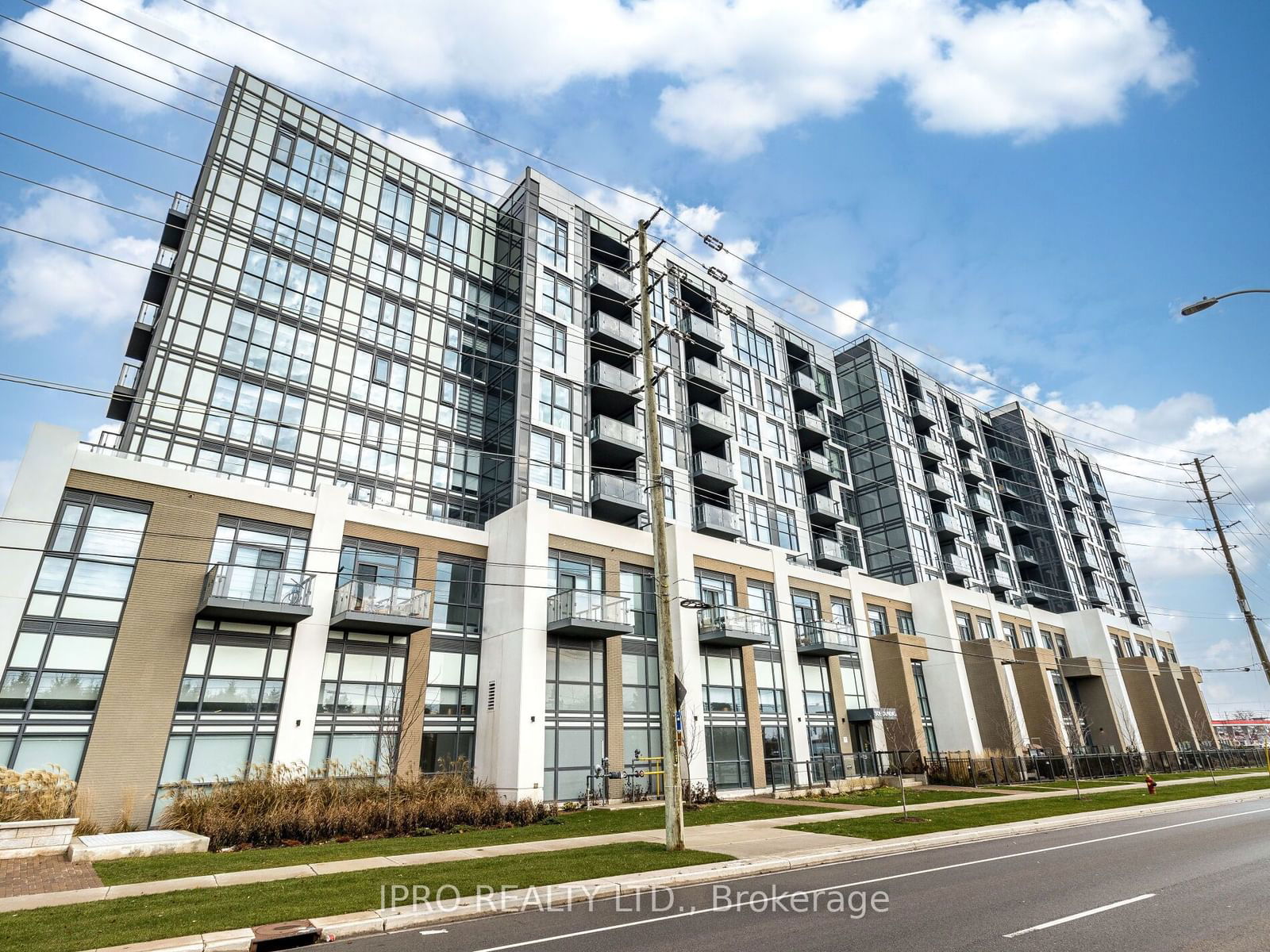 509 Dundas St W, unit 721 for sale