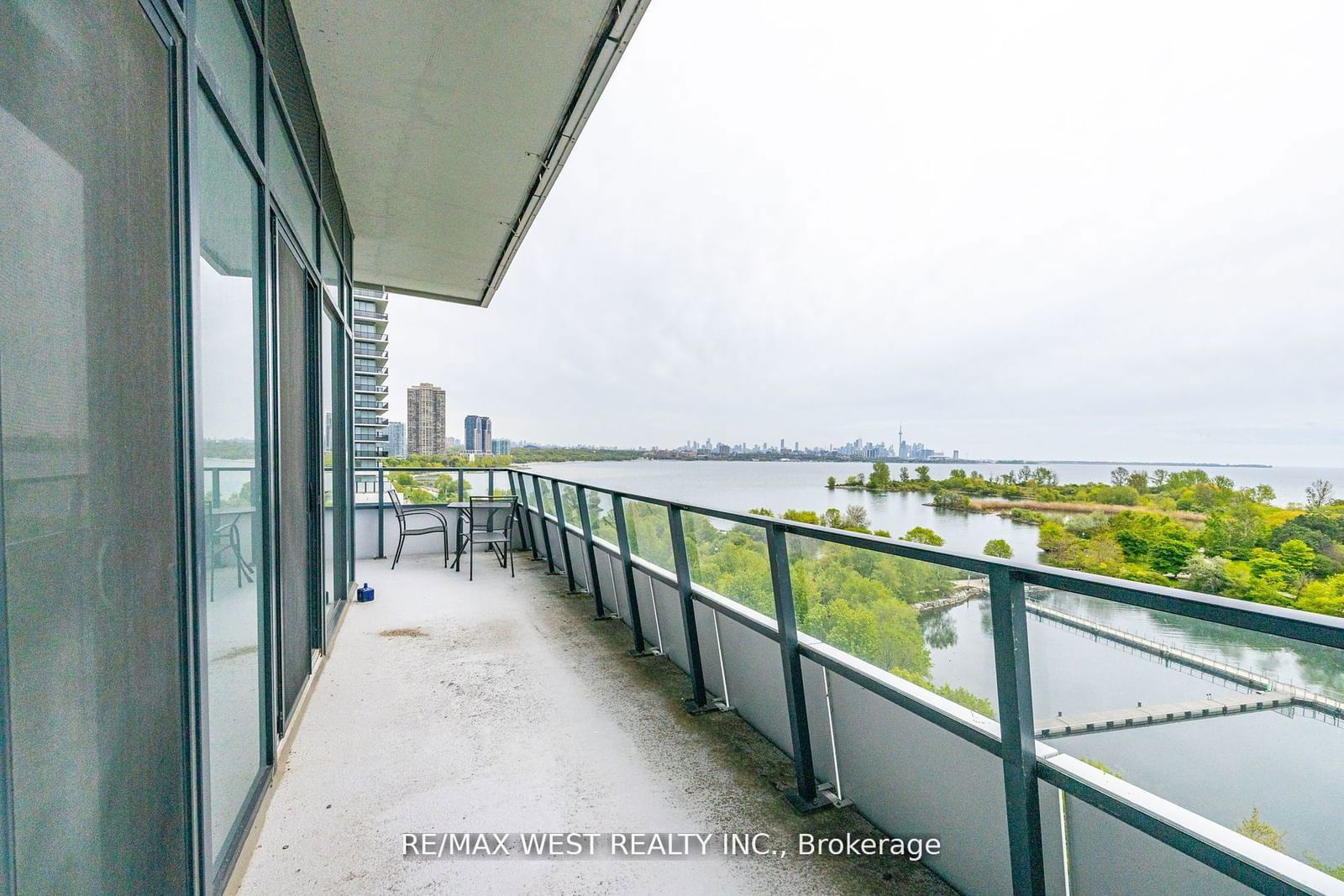 20 Shore Breeze Dr, unit 702 for sale