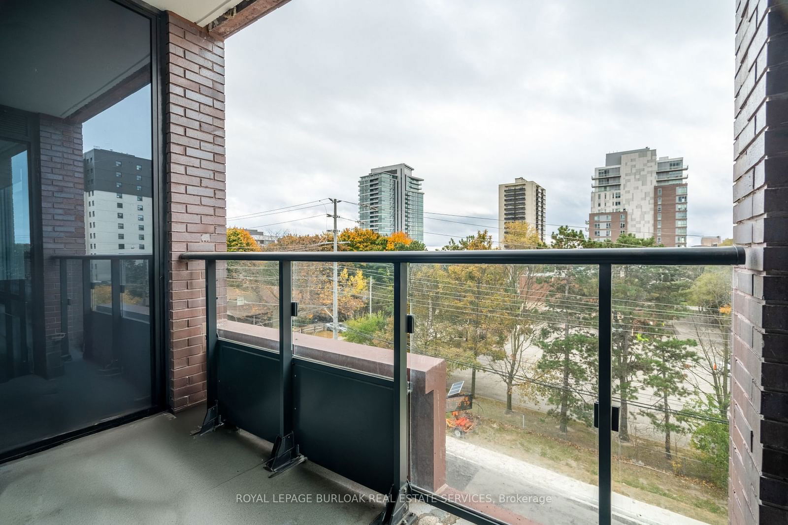 28 Ann St, unit 309 for sale