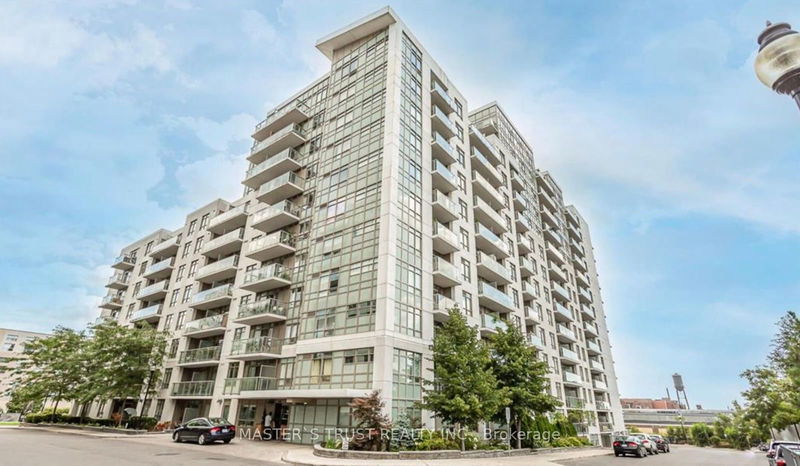 812 Lansdowne Ave, unit 302 for rent