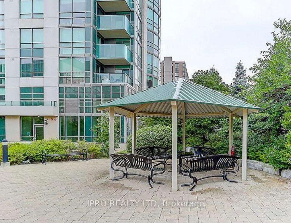 208 Enfield Pl, unit 806 for rent