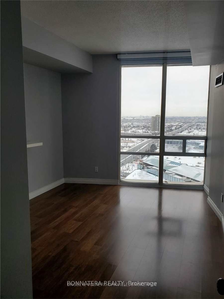 50 Eglinton Ave W, unit Ph4 for rent