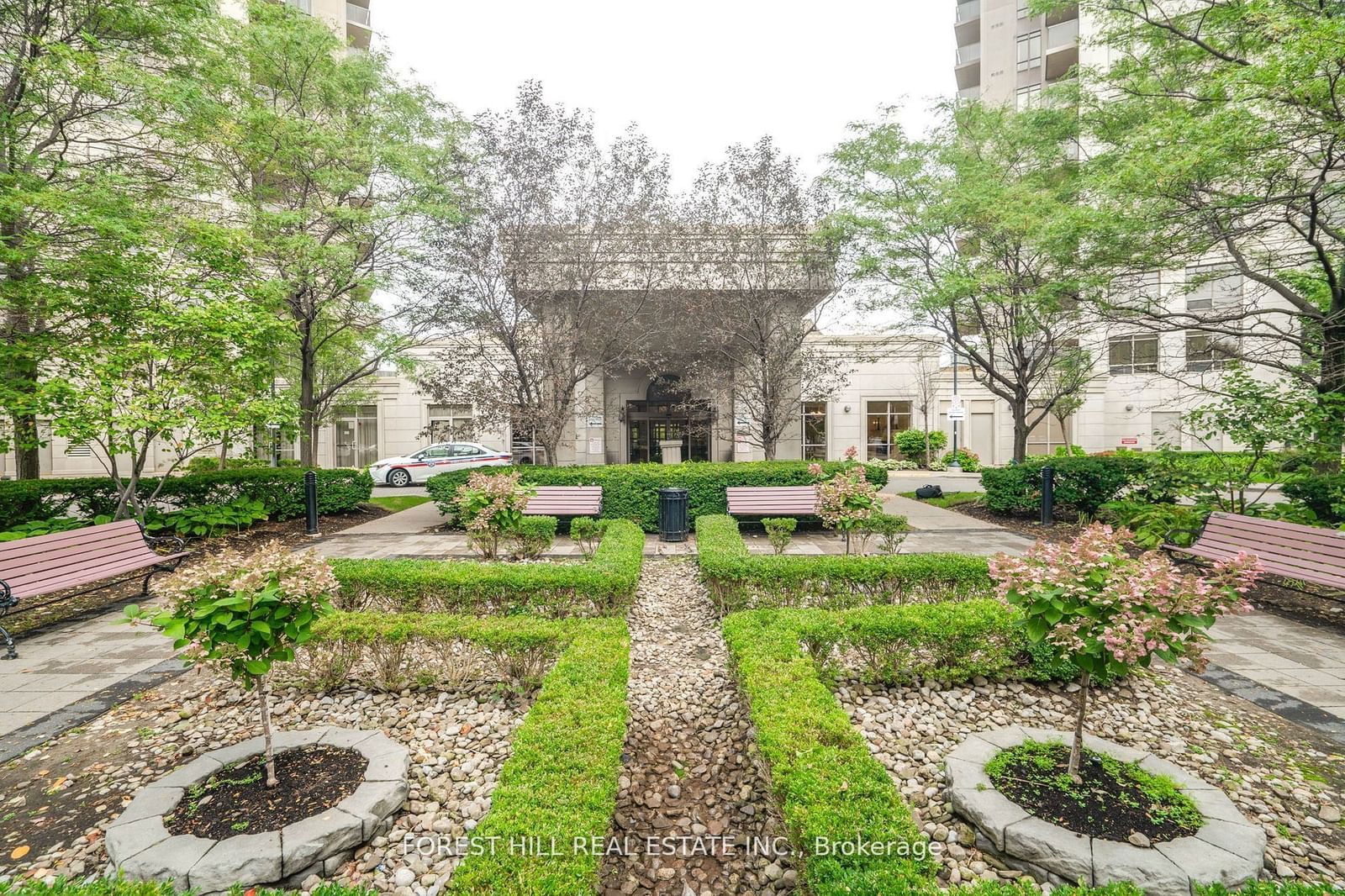 Mansions of Humberwood II, Etobicoke, Toronto