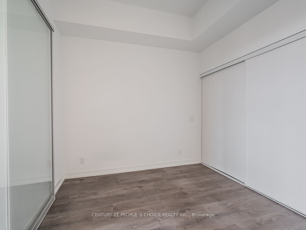 270 Dufferin St, unit 520 for rent