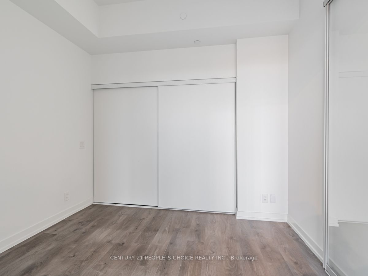 270 Dufferin St, unit 520 for rent