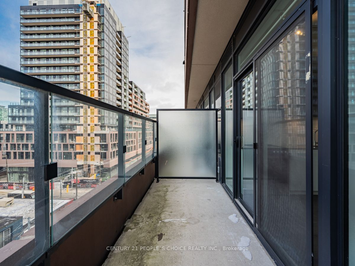 270 Dufferin St, unit 520 for rent