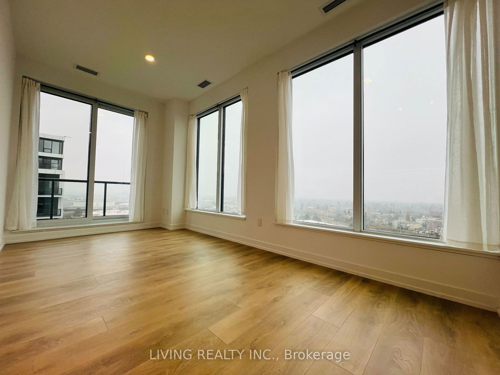 1100 Sheppard Ave W, unit Lph07 for rent