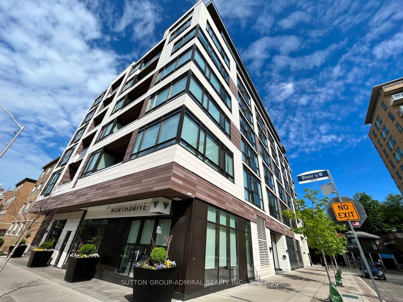 1990 Bloor St W, unit 801 for rent