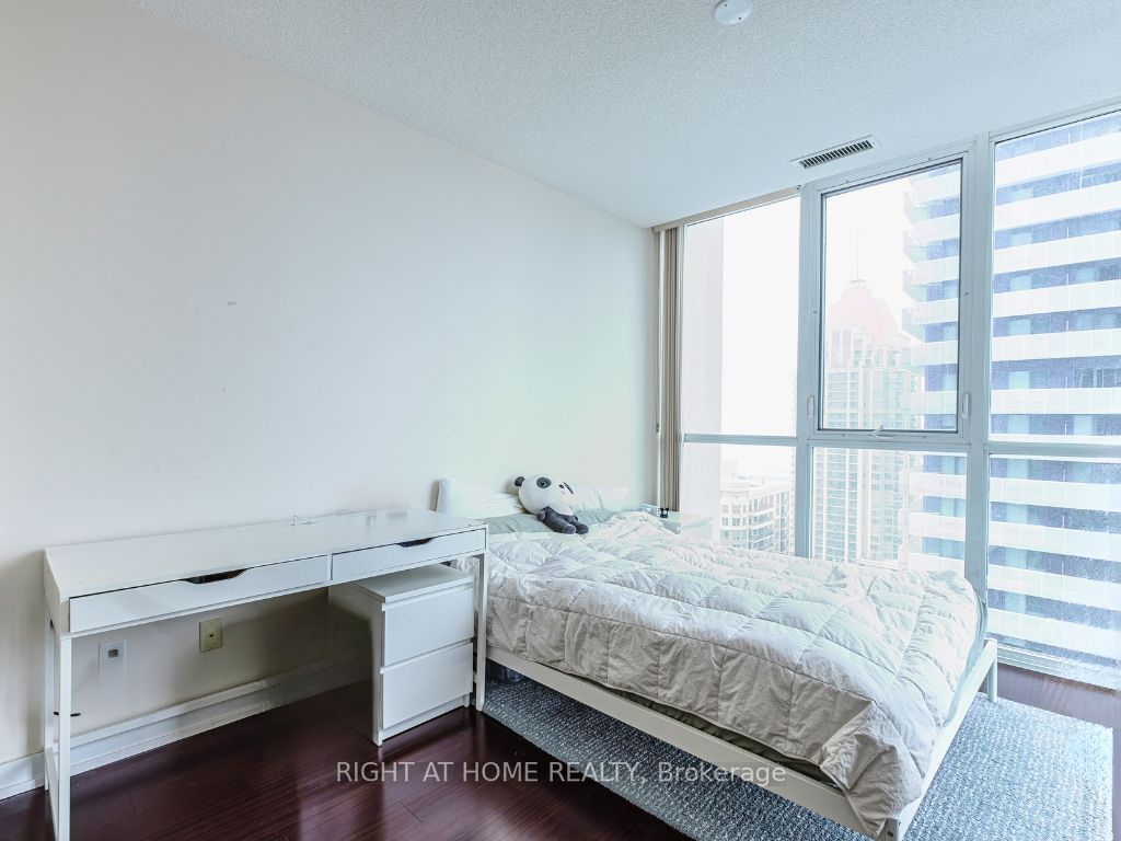 4070 Confederation Pkwy, unit 2102 for rent