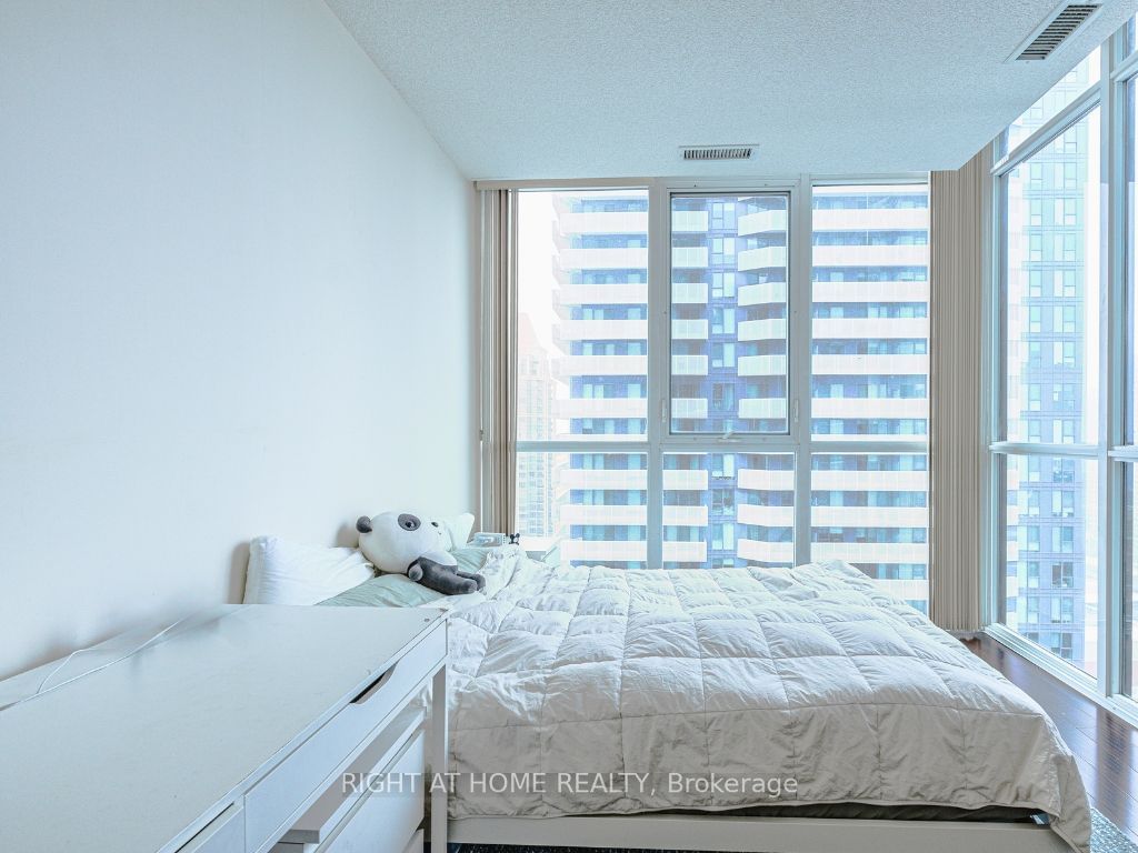 4070 Confederation Pkwy, unit 2102 for rent